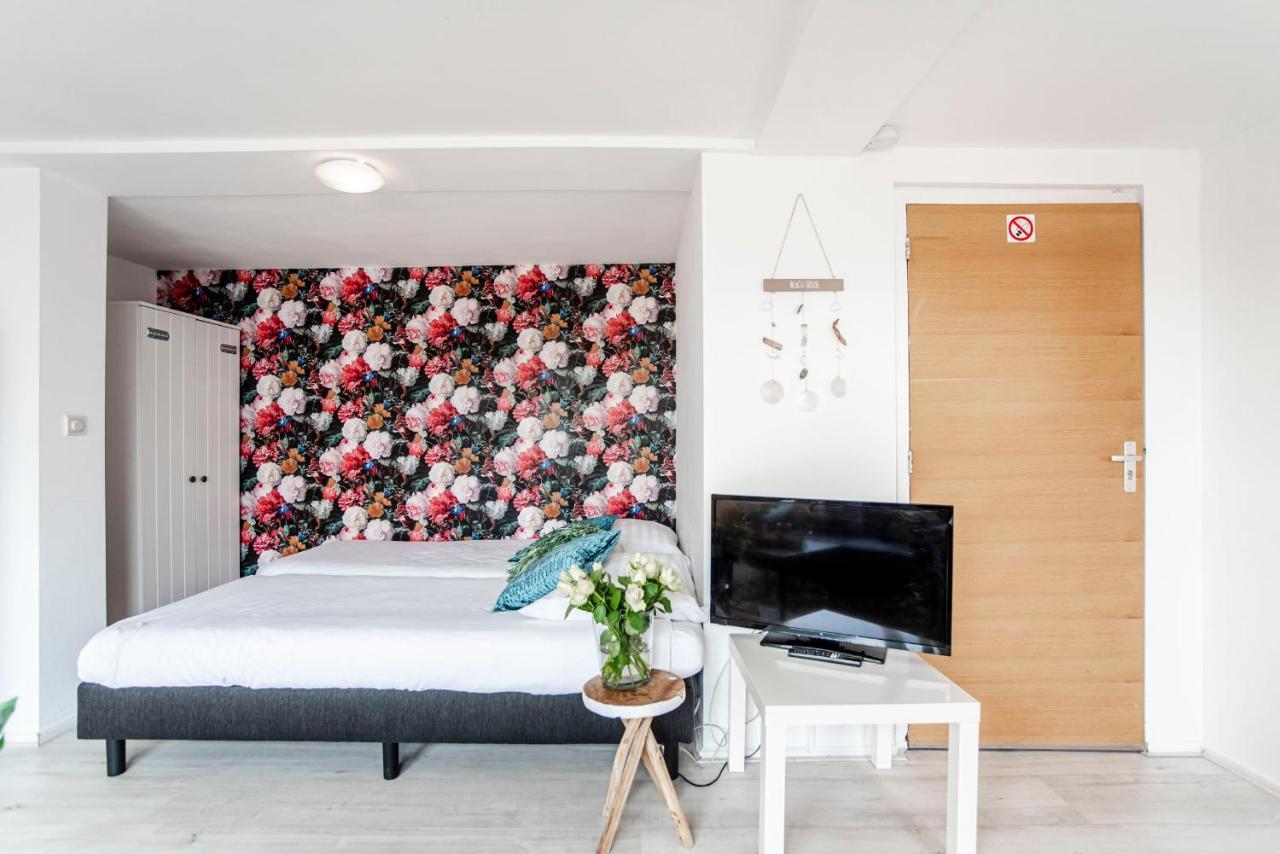 Appartement En Studio Papillon Зандфорт Экстерьер фото